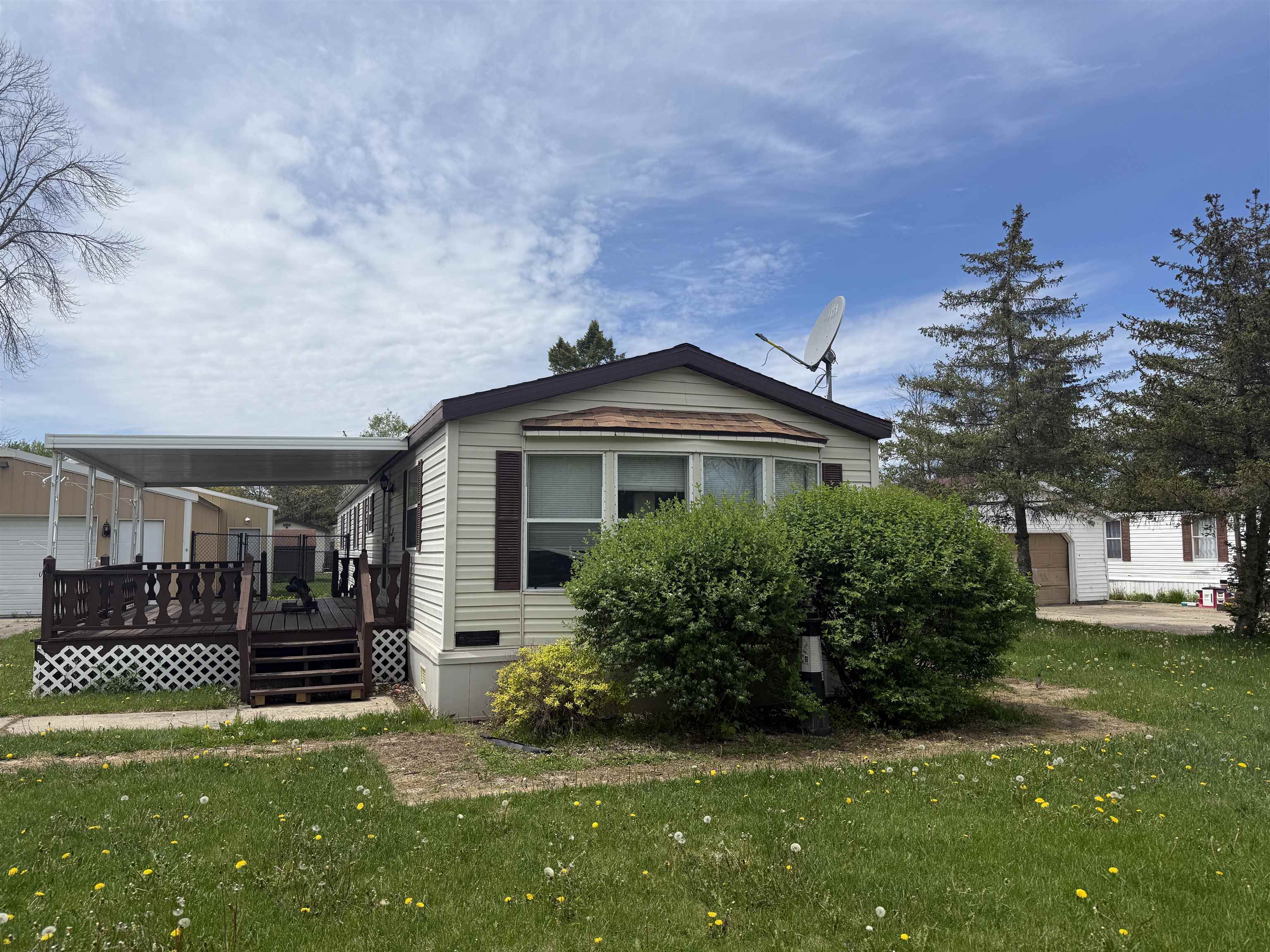 N5935 Derby Lane Cecil, WI 54111 - Photo 1 of 21