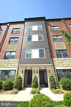 $3,595 | 44840 Tiverton Square, Ashburn, VA 20147