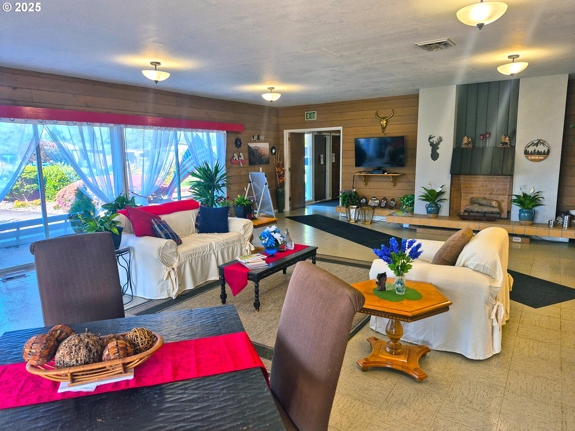 205 South 54th Street, Unit 109 Springfield, OR 97478 - Photo 31 of 34 Community Amenities