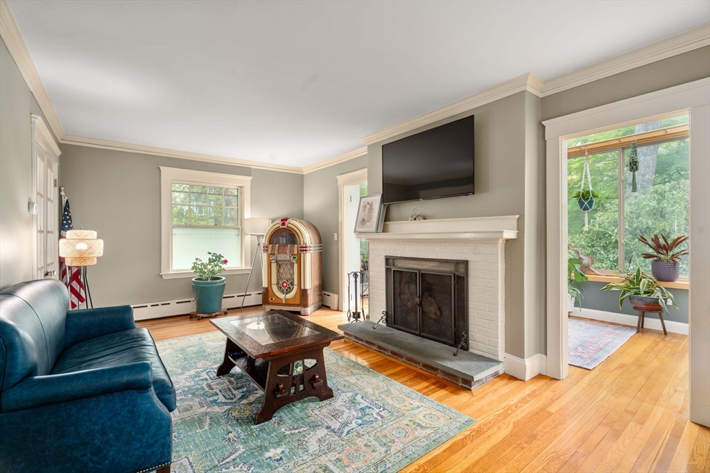 98 Brook Street Wellesley, MA 02482 - Photo 12 of 30