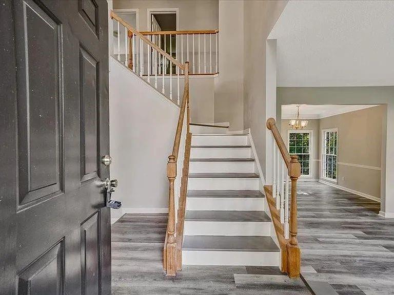 4382 Oakleaf Cove Decatur, GA 30034 - Photo 3 of 27 a view of entryway