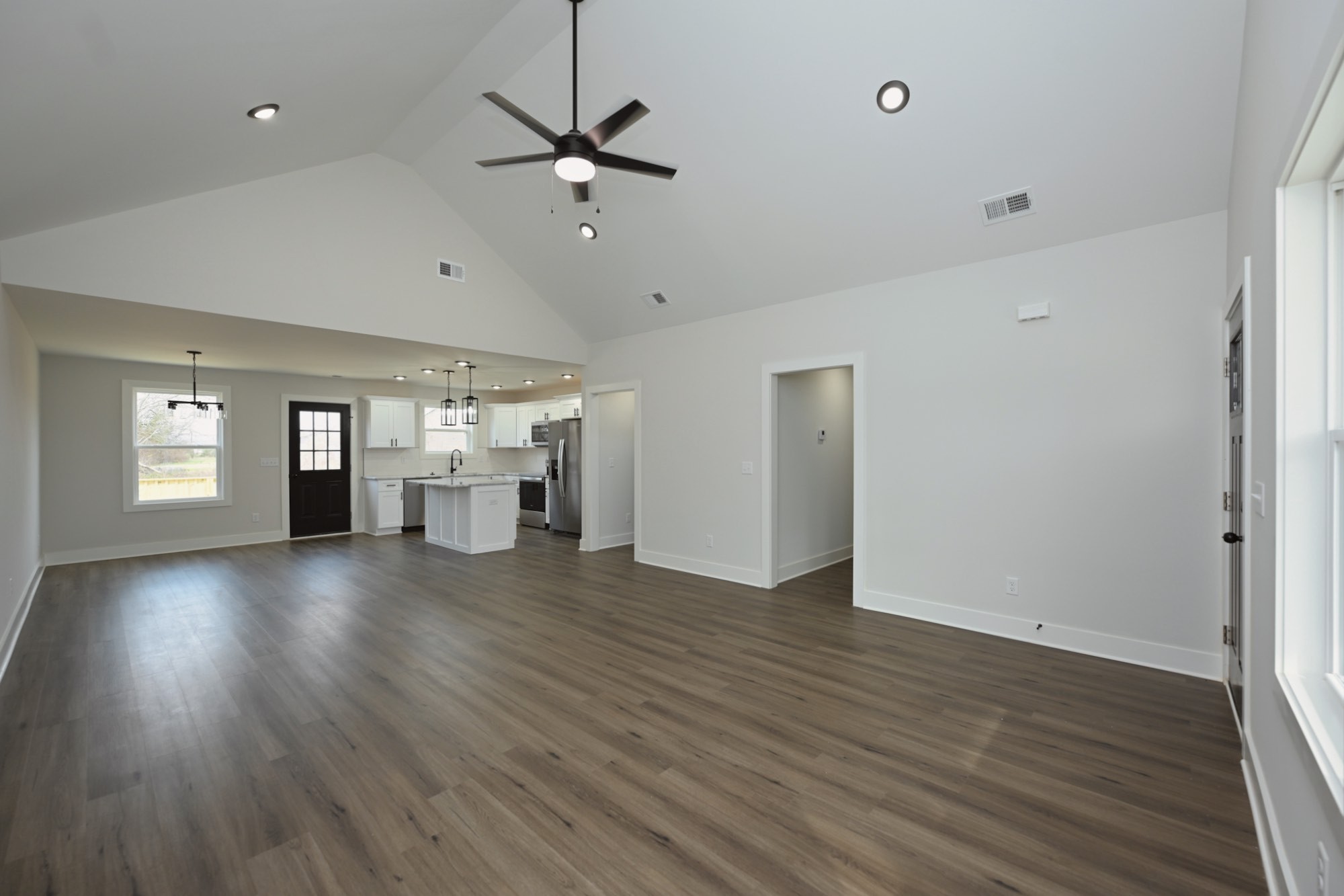 1609 A Elizabeth Road Nashville, TN 37218 - Photo 2 of 38