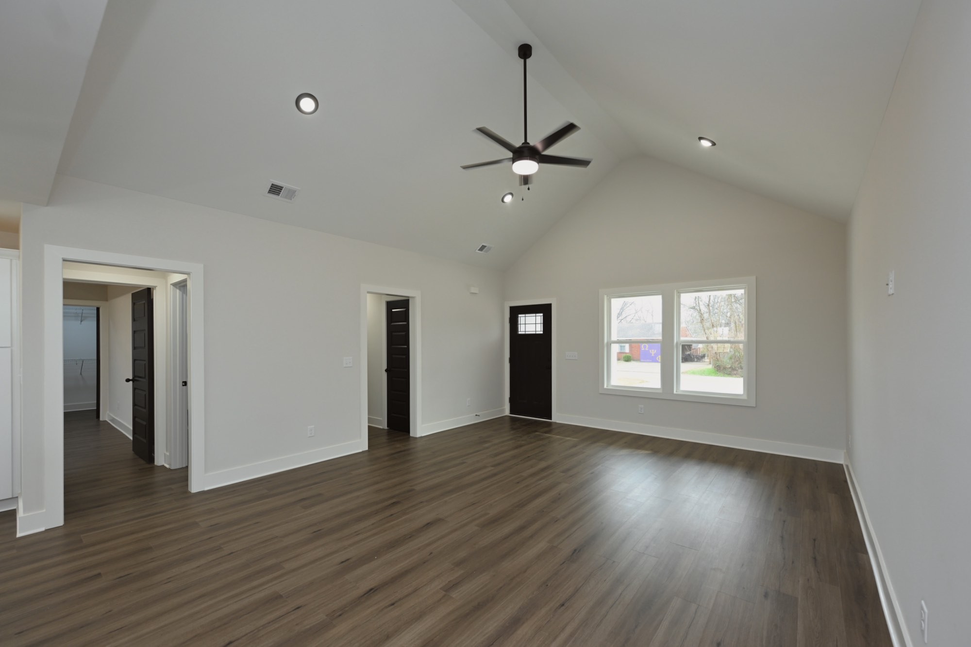 1609 A Elizabeth Road Nashville, TN 37218 - Photo 4 of 38