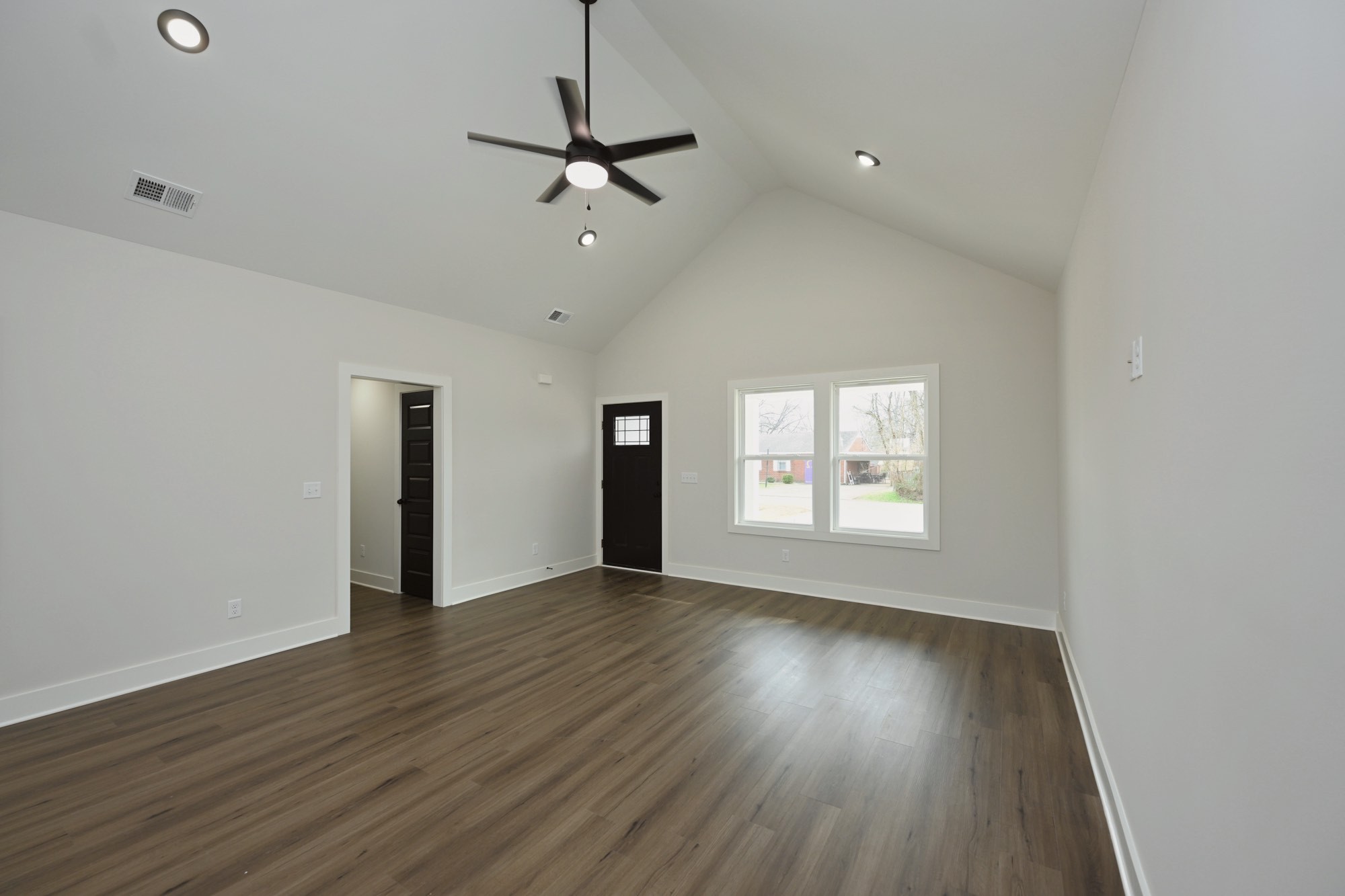 1609 A Elizabeth Road Nashville, TN 37218 - Photo 5 of 38