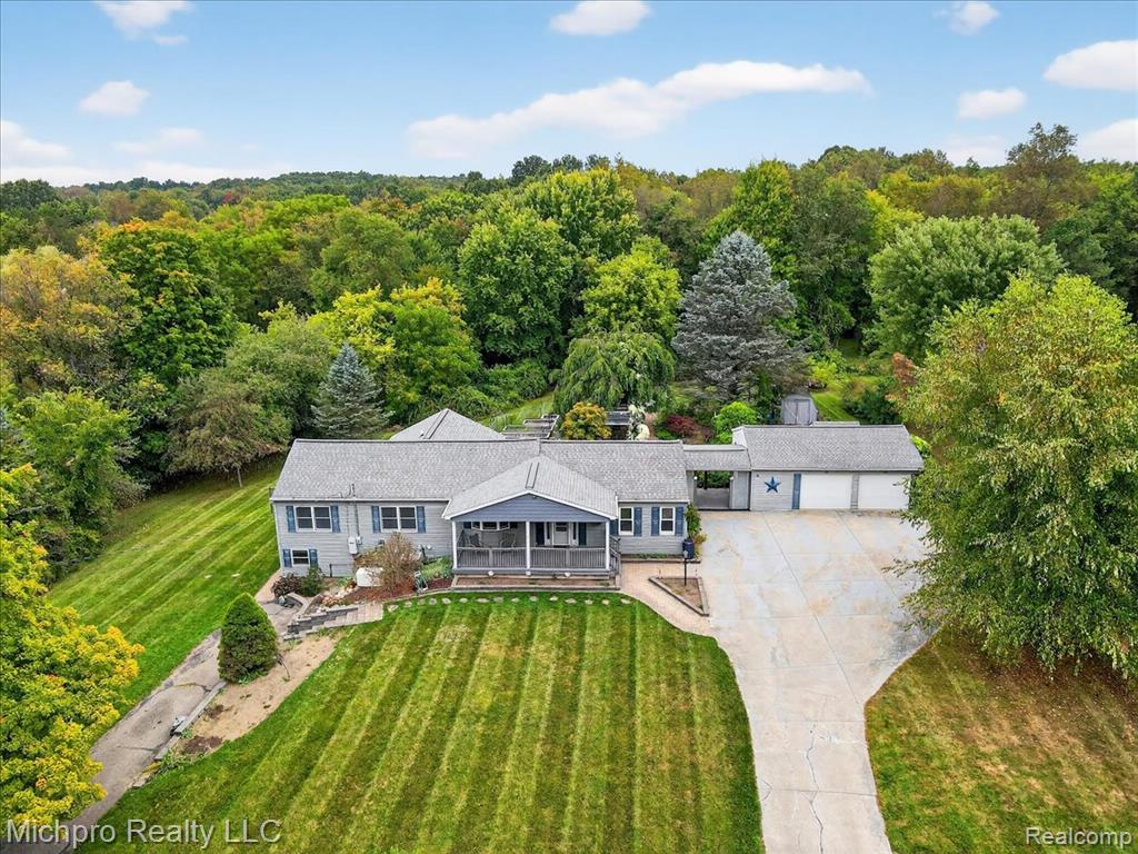 4932 Grange Hall Road Holly, MI 48442 - Photo 2 of 76