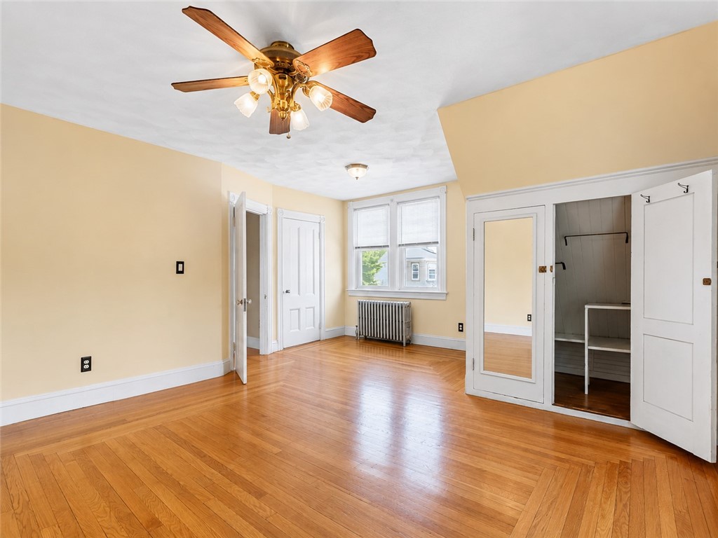 225 Hunts Avenue Pawtucket, RI 02861 - Photo 27 of 35