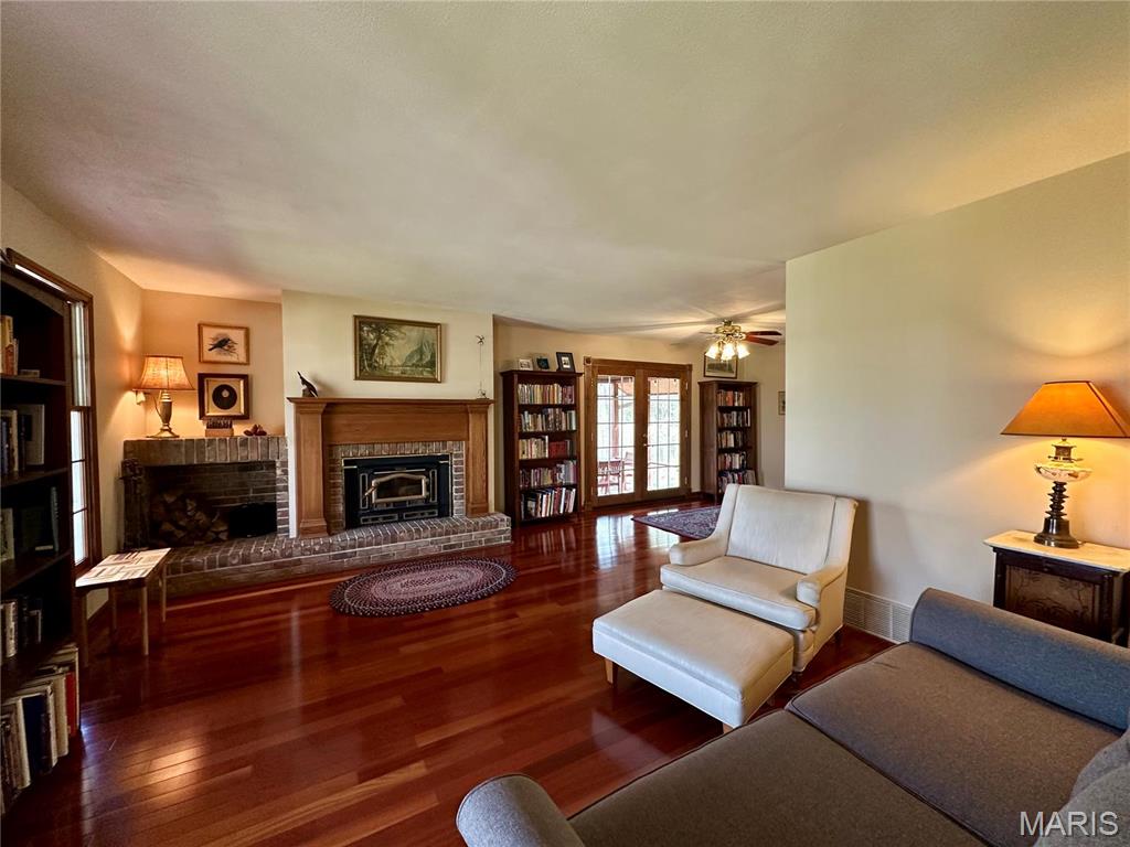 15716 County Road 5190 Rolla, MO 65401 - Photo 3 of 70