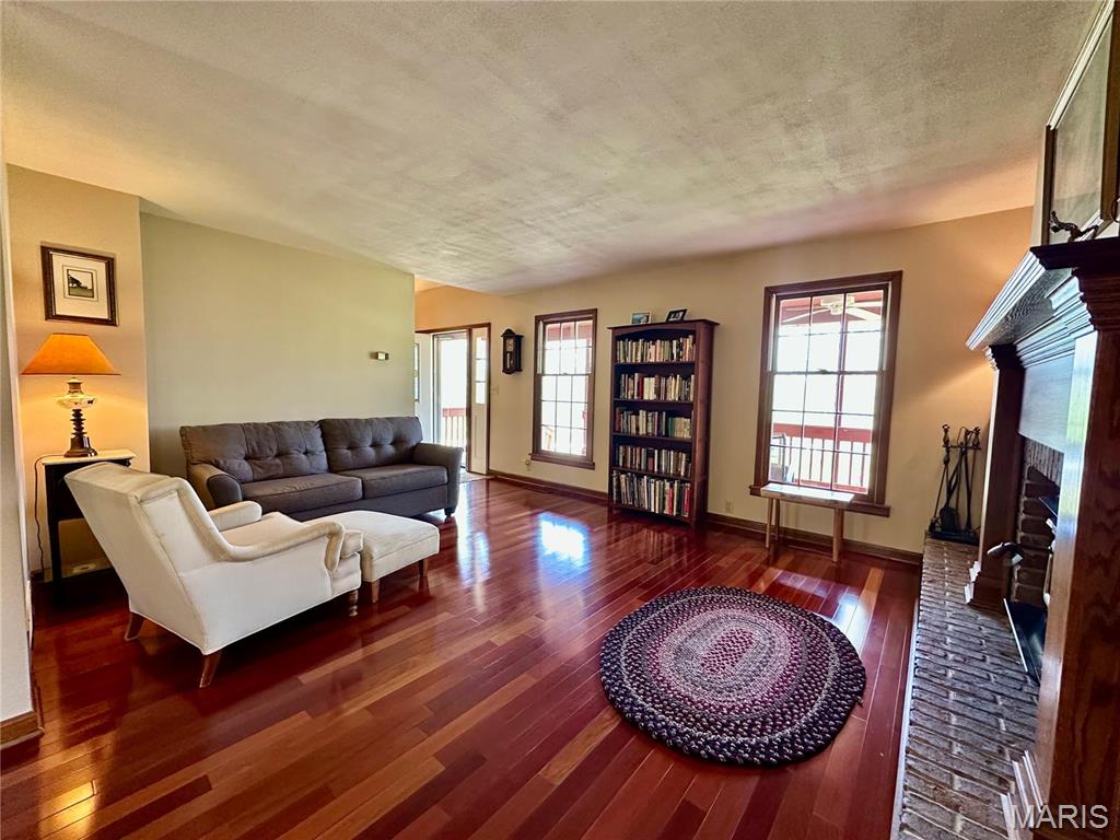 15716 County Road 5190 Rolla, MO 65401 - Photo 5 of 70