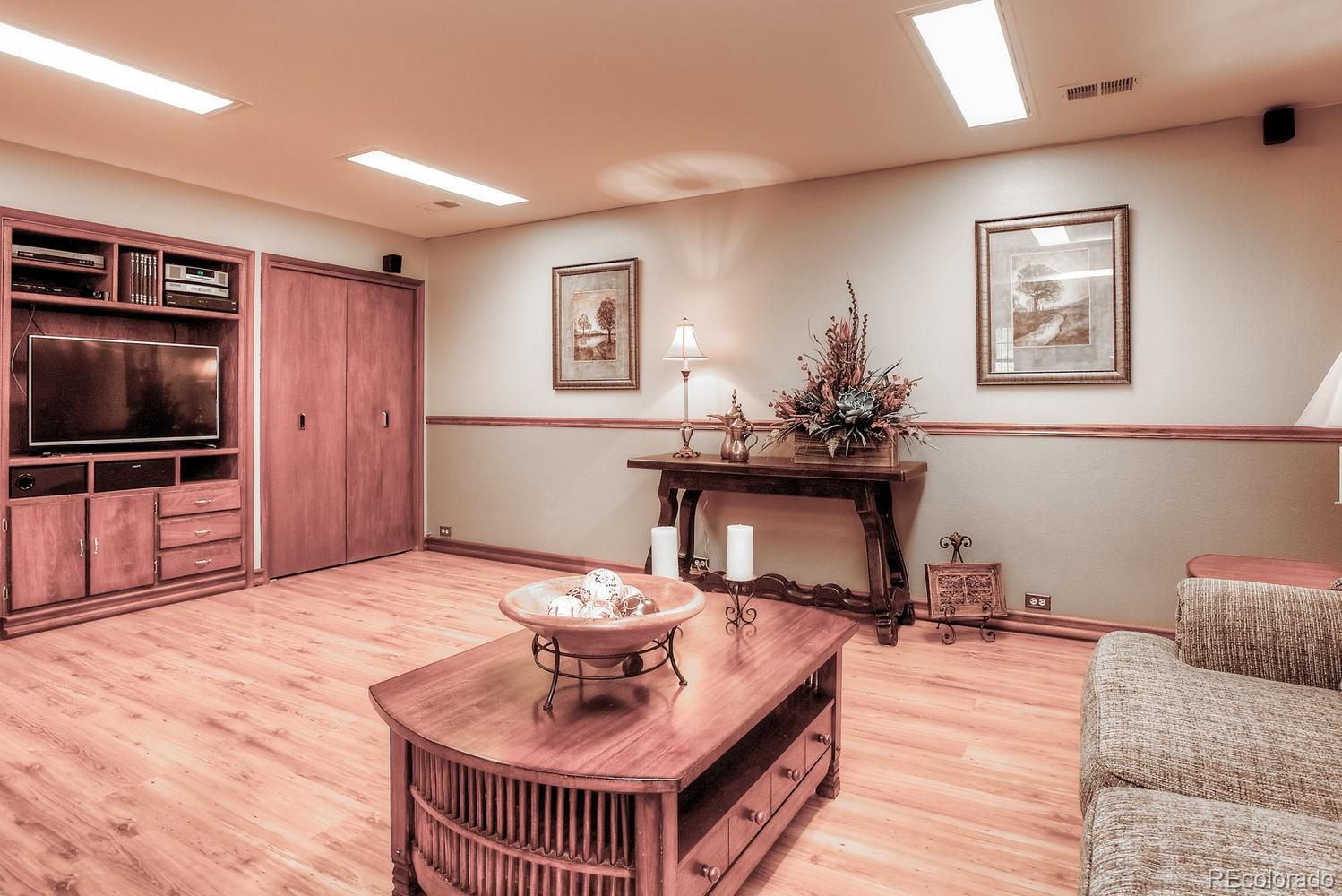 28559 Mountain View Road Conifer, CO 80433 - Photo 16 of 28 Gallery Image 16