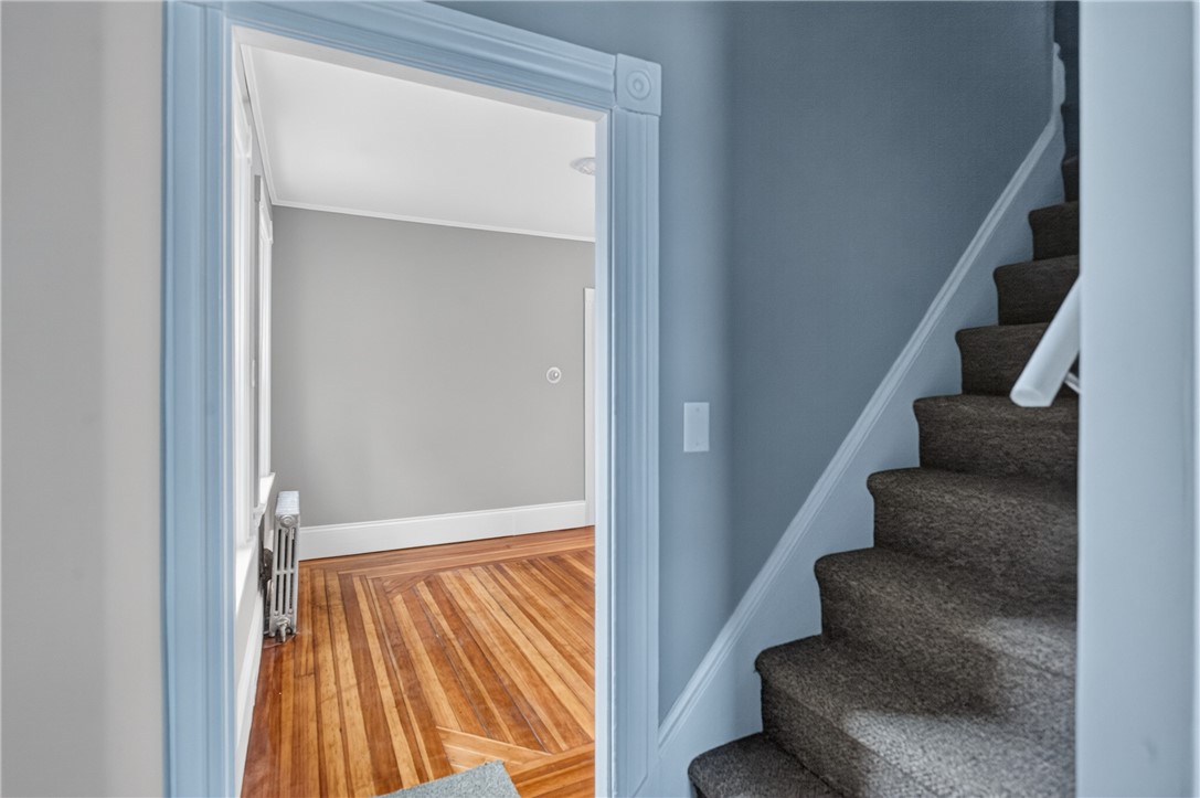 91 Ash Street Warwick, RI 02888 - Photo 23 of 49