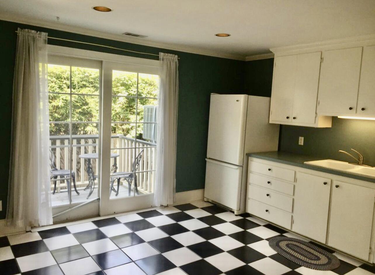 43 Elizabeth Street Charleston, SC 29403 - Photo 15 of 30 Kitchen With View Of Deck