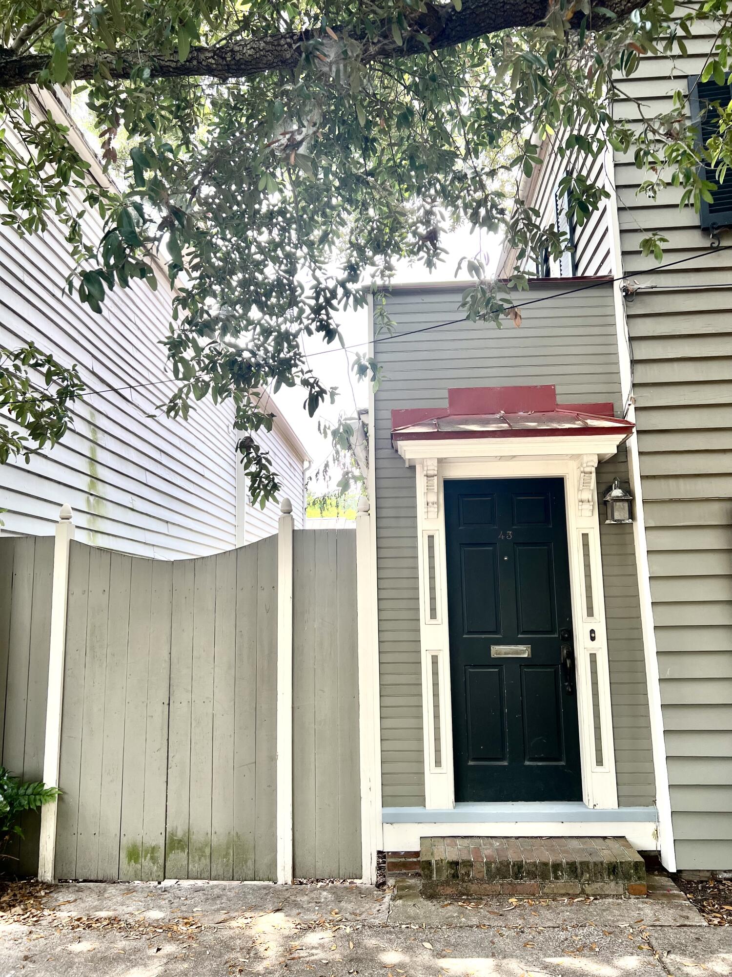 43 Elizabeth Street Charleston, SC 29403 - Photo 4 of 30 IMG_5143