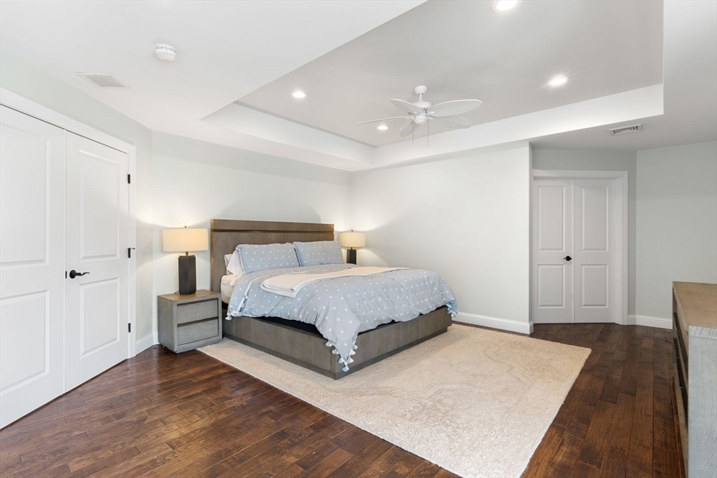 21 Cliff Road Hingham, MA 02043 - Photo 25 of 36 Gallery Image 25