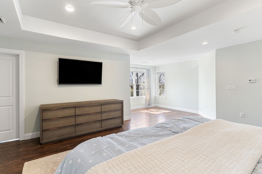 21 Cliff Road Hingham, MA 02043 - Photo 26 of 36 Gallery Image 26