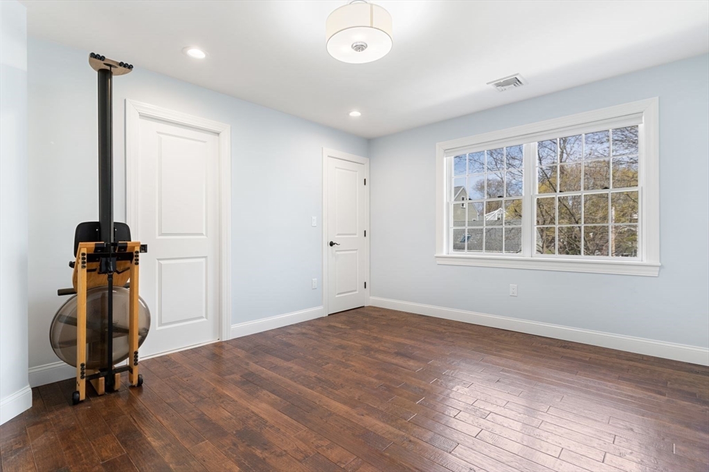 21 Cliff Road Hingham, MA 02043 - Photo 33 of 36 Gallery Image 33