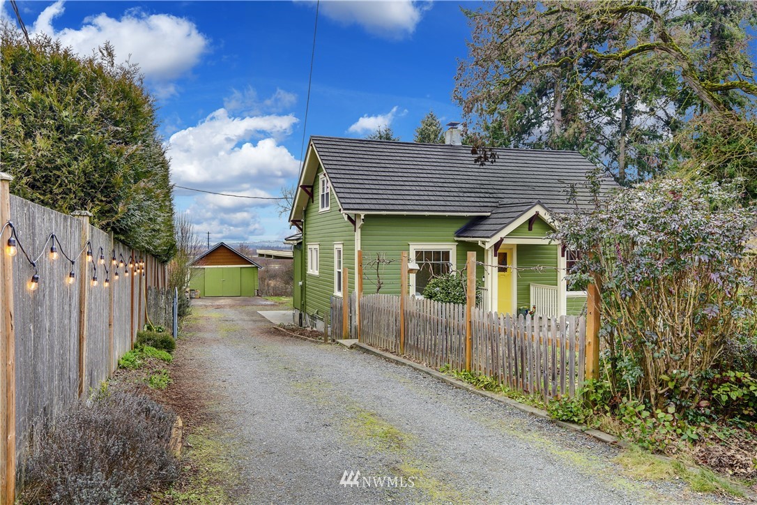 5527 64th Street Southeast Snohomish WA 98290 Compass 5527-64th-street-southeast-snohomish-wa-98290-compass