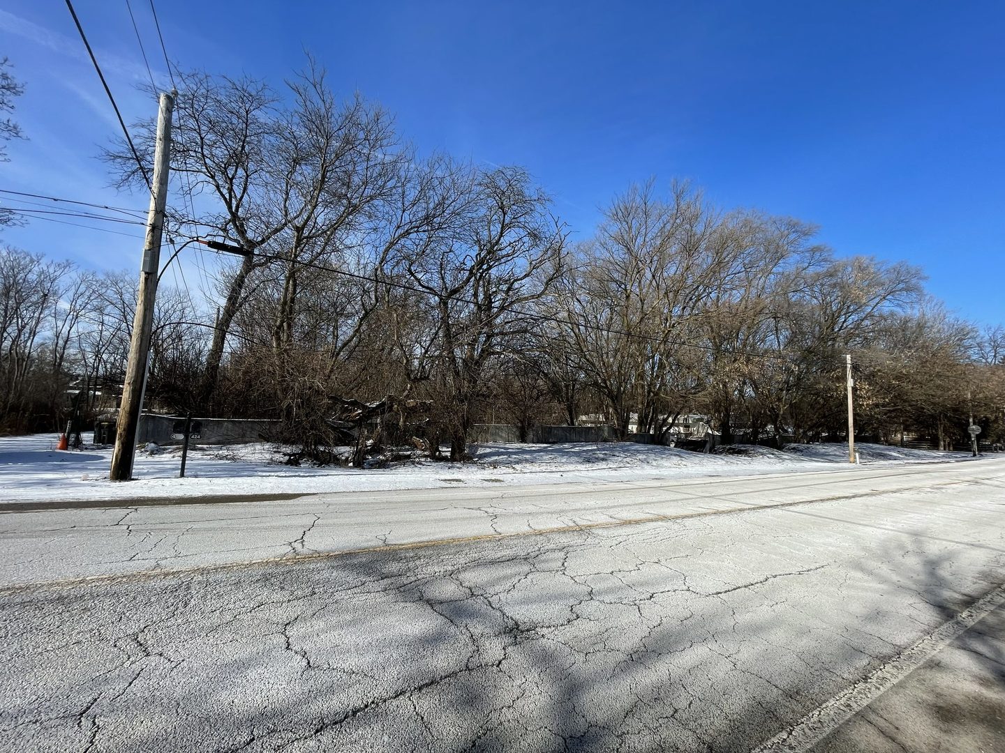 468 East River Road Des Plaines, IL 60016 - Photo 7 of 10