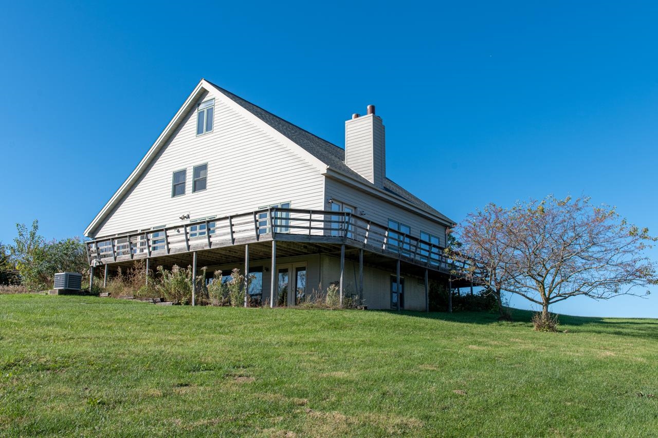 435 West Wachter Road Galena, IL 61036 - Photo 3 of 42 Gallery Image 3