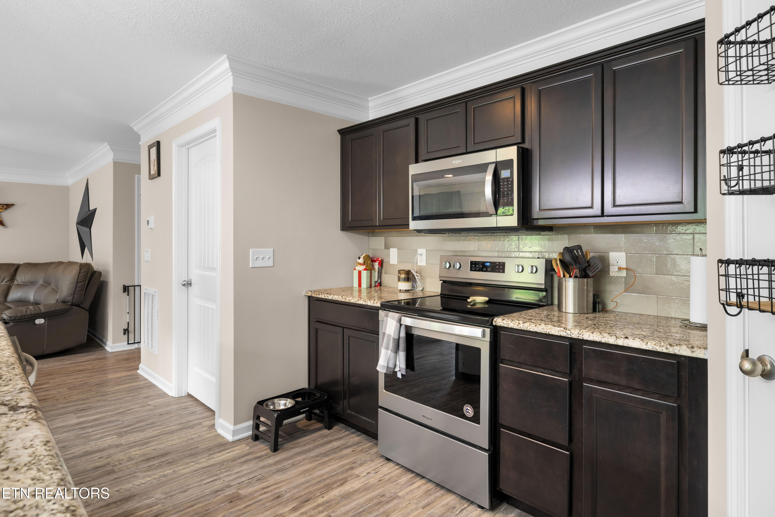 5811 Rain Cloud Road Knoxville, TN 37918 - Photo 9 of 35 5811RainCloudRd-14