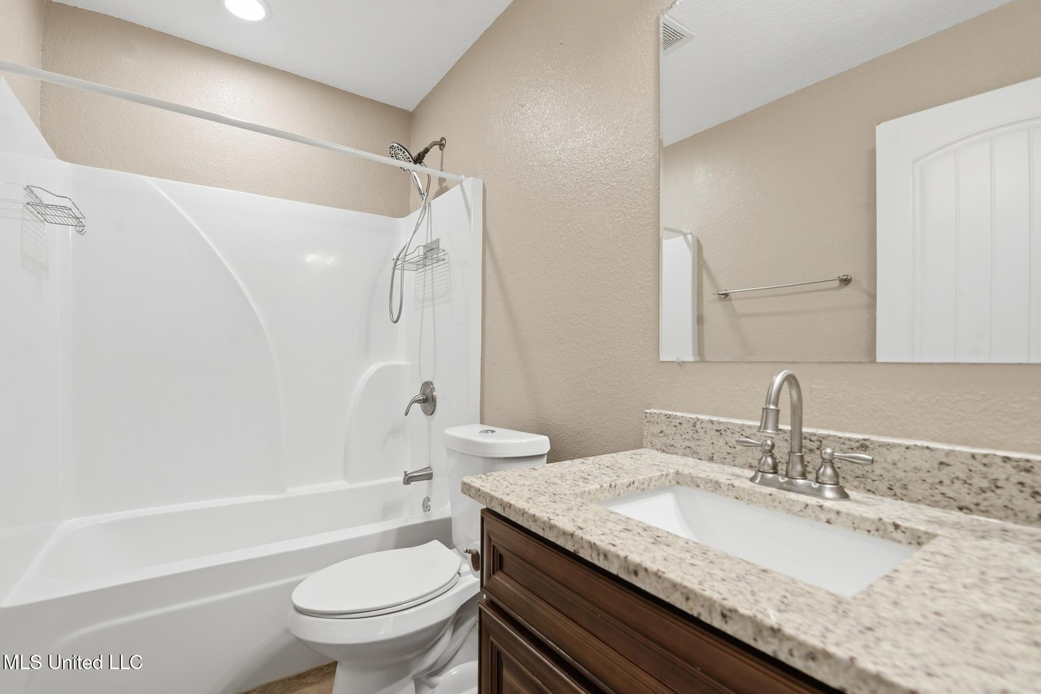 19619 Waltrip Way Saucier, MS 39574 - Photo 14 of 17 014