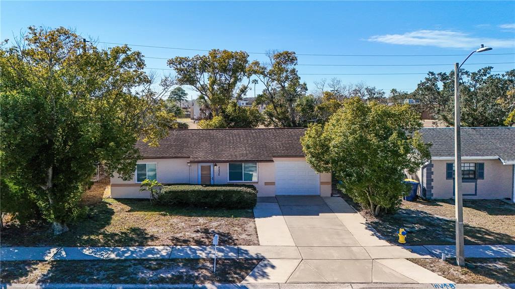 8836 Huntsman Lane Port Richey, FL 34668 - Photo 3 of 42