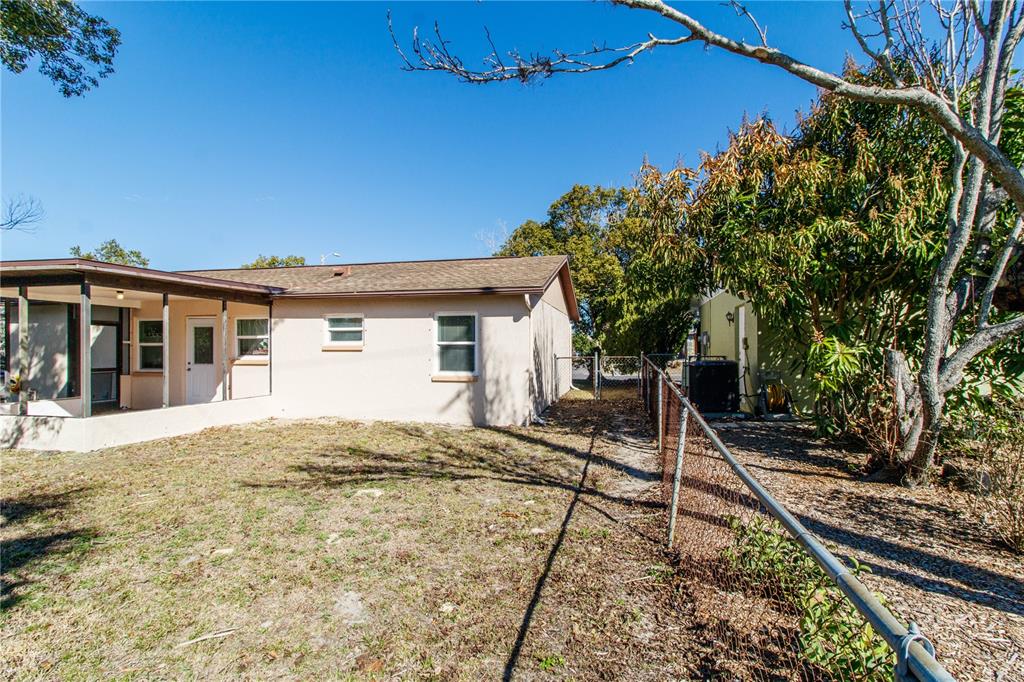 8836 Huntsman Lane Port Richey, FL 34668 - Photo 39 of 42