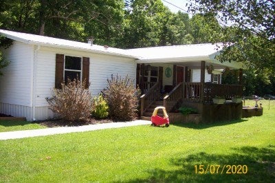 8558 Edmonton Road Summer Shade, KY 42166 - Photo 3 of 20 Gallery Image 3