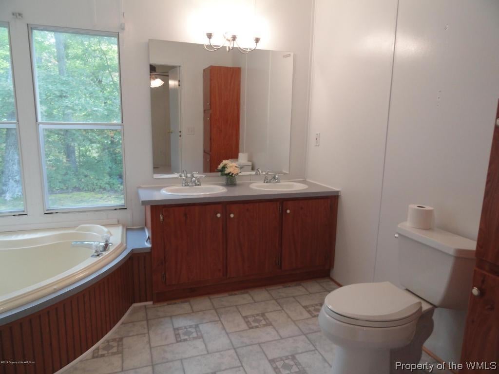 8625 Diascund Road Lanexa, VA 23089 - Photo 4 of 33 Gallery Image 4