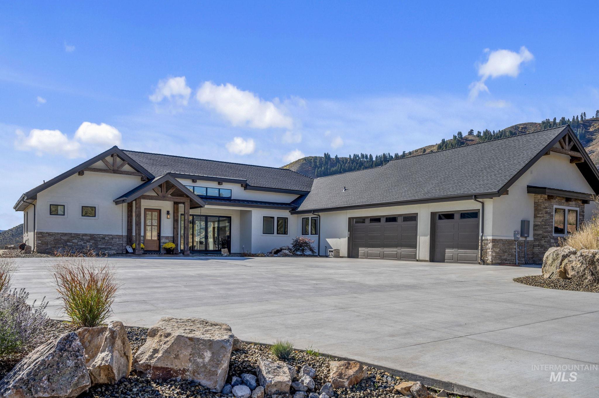 47 Robie Springs Road Boise, ID 83716 - Photo 5 of 44