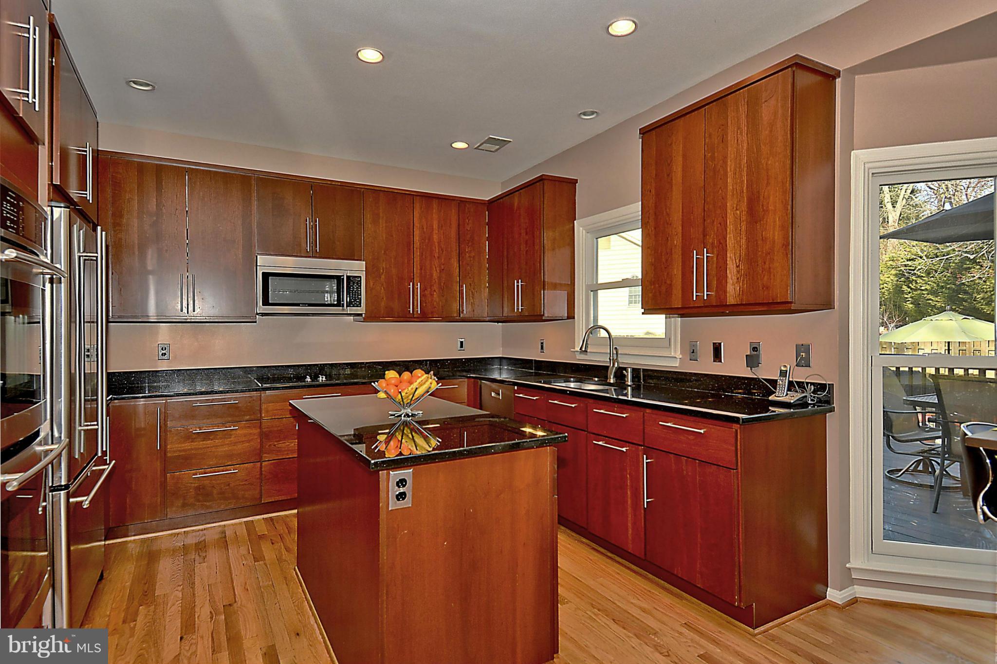 607 Ellsworth Drive Silver Spring, MD 20910 - Photo 8 of 30 Kitchen