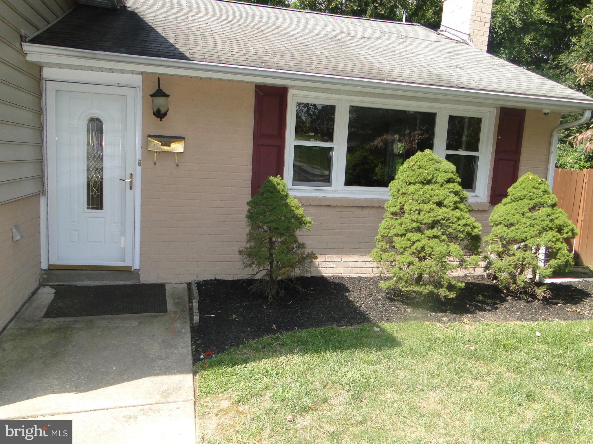 110 Boncouer Road Cheltenham, PA 19012 - Photo 4 of 52 Gallery Image 4