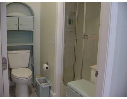 21 Hoover Road Middletown, RI 02842 - Photo 11 of 20 Bathroom. Guest Bathroom - Main House