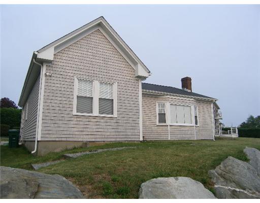 21 Hoover Road Middletown, RI 02842 - Photo 14 of 20 Exterior Front. Guest House With 2 Bedrooms