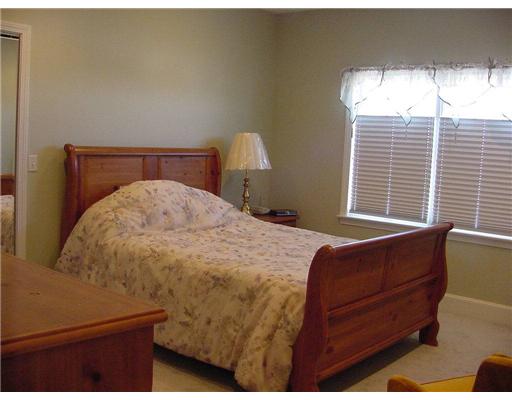 21 Hoover Road Middletown, RI 02842 - Photo 10 of 20 Bedroom. Guest Bedroom - Main House