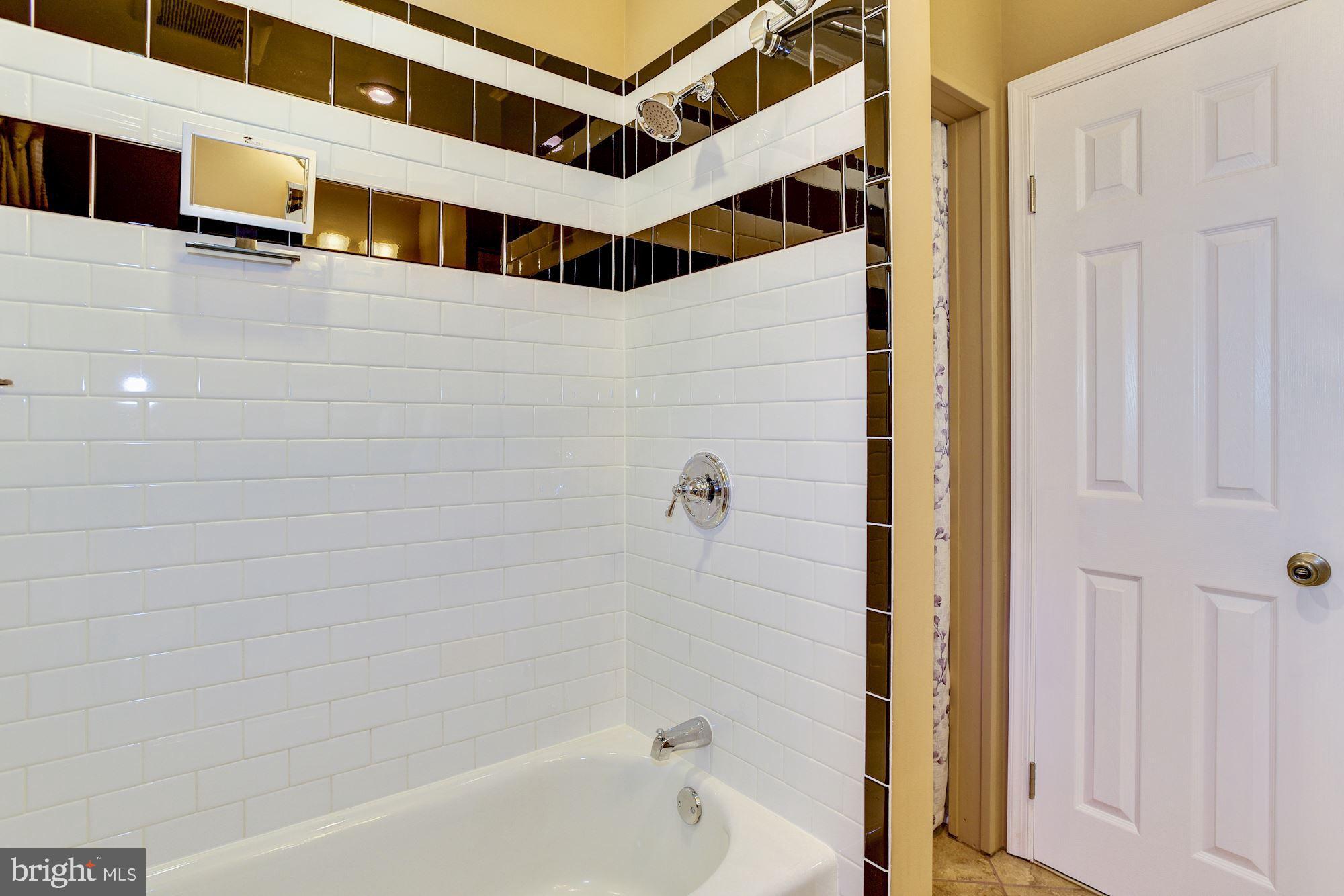 68 Little Mill Road Laurel Springs, NJ 08021 - Photo 34 of 53 2nd Floor Bathroom