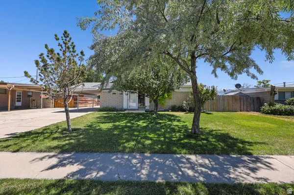 $459,900 | 5083 Leisure Lane, Taylorsville, UT 84129