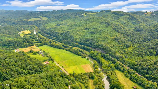 $378,000 | 5367 Clinch River Highway, Gate City, VA 24251