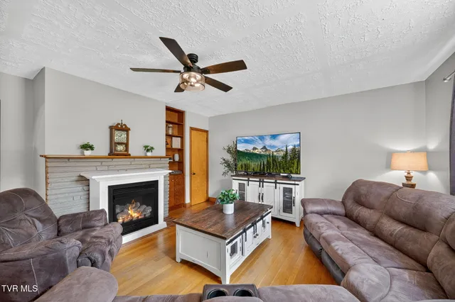 $378,000 | 5367 Clinch River Highway, Gate City, VA 24251