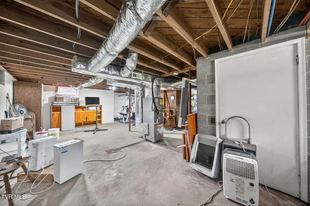 $378,000 | 5367 Clinch River Highway, Gate City, VA 24251