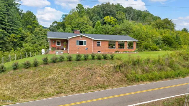 $378,000 | 5367 Clinch River Highway, Gate City, VA 24251