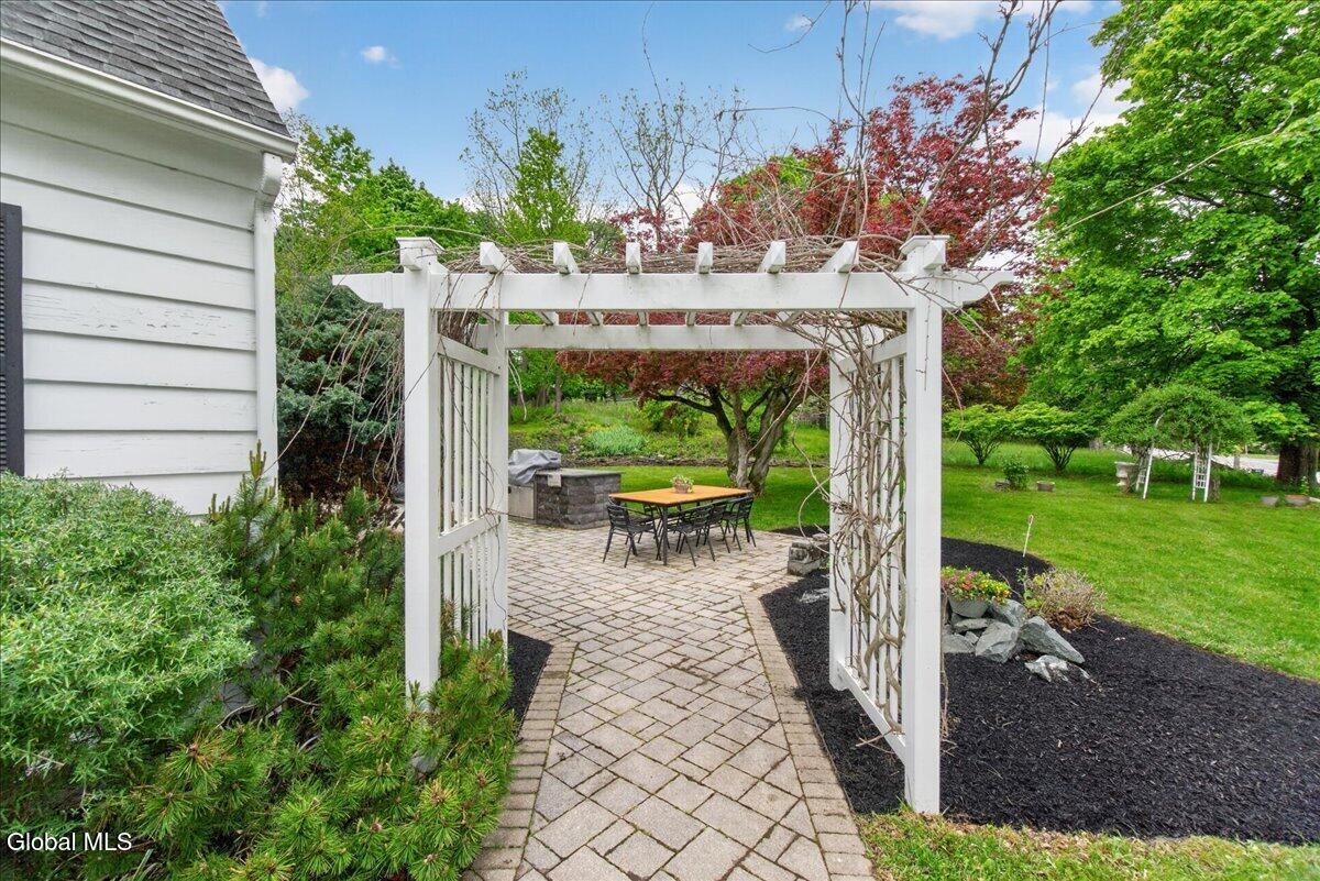 125 Brunswick Road Brunswick, NY 12180 - Photo 5 of 47 06-125 Brunswick Rd-6