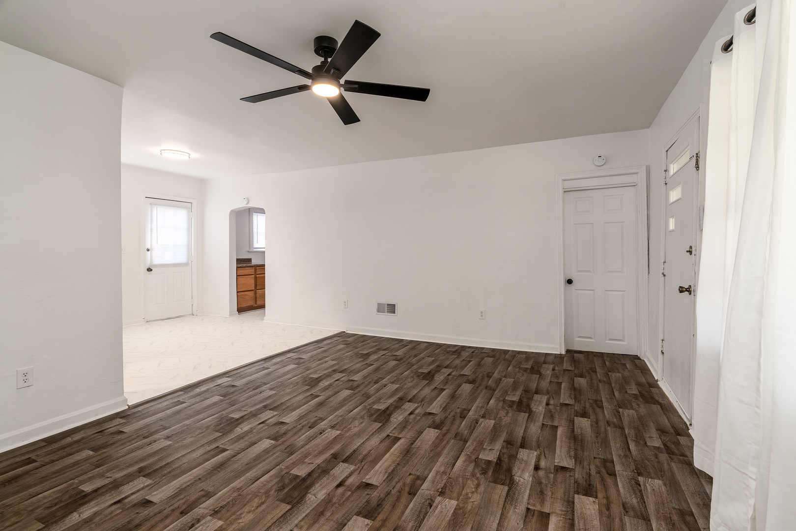 905 Airport Road Mount Vernon, IL 62864 - Photo 5 of 22