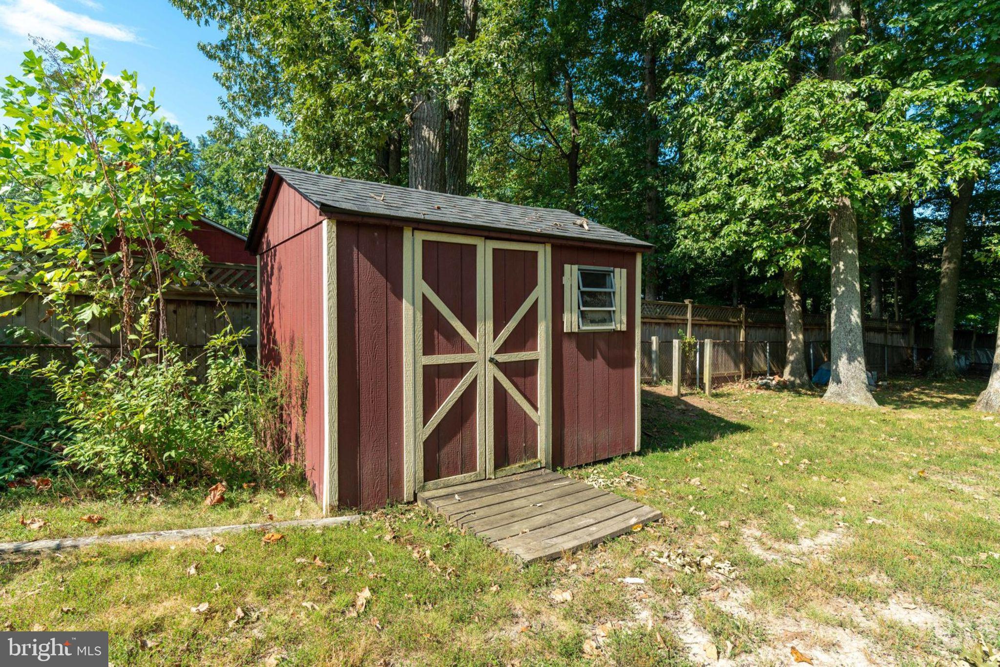6910 Ontario Street Springfield, VA 22152 - Photo 28 of 31 Shed