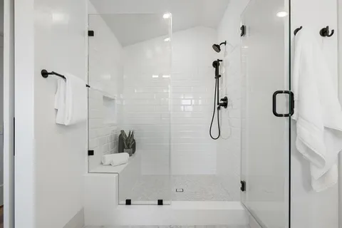 $2,095,000 | 310-326 Chinquapin Avenue, Carlsbad, CA 92008