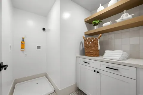 $2,095,000 | 310-326 Chinquapin Avenue, Carlsbad, CA 92008