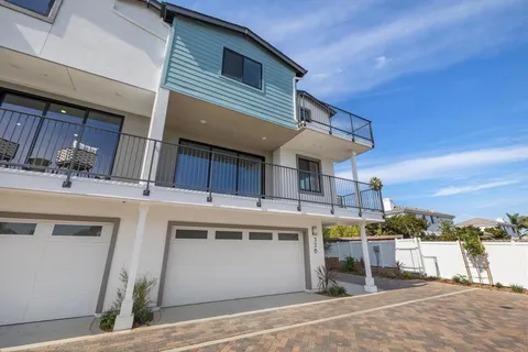 $2,095,000 | 310-326 Chinquapin Avenue, Carlsbad, CA 92008