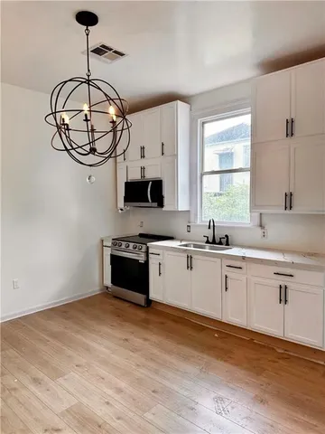 $1,700 | 1962 North Rocheblave Street, New Orleans, LA 70119