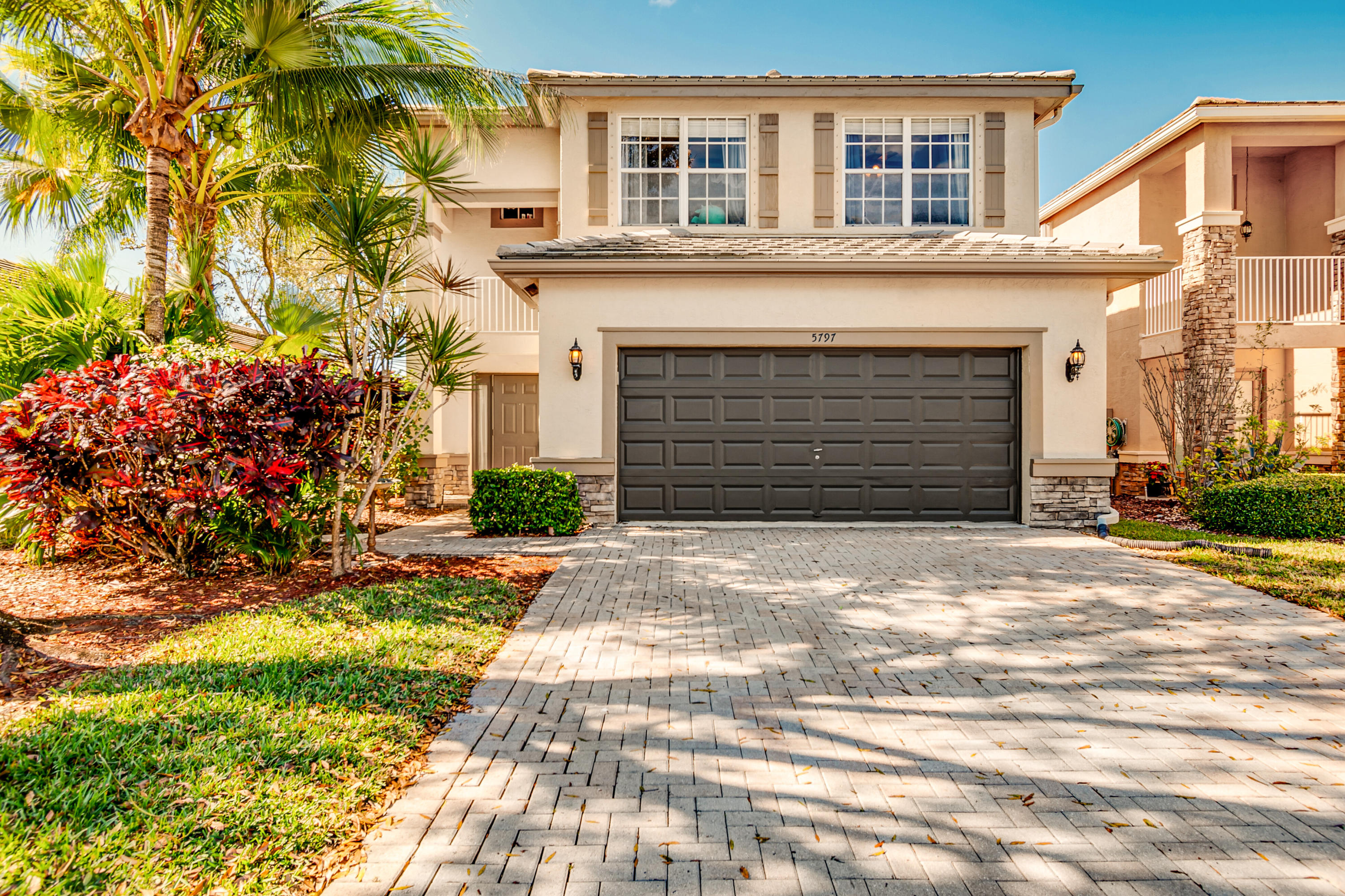 5797 Raceway Road Lake Worth, FL 33449 - Photo 2 of 32 24_5797_Raceway_Rd__24_mls