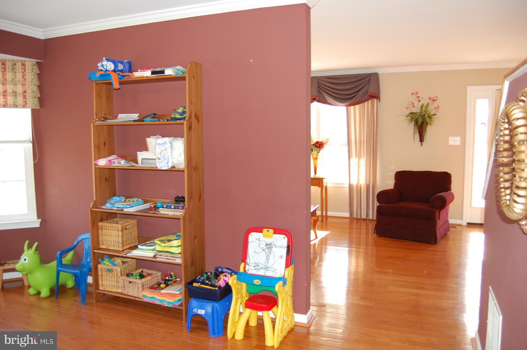 654 St Marys Road Pylesville, MD 21132 - Photo 12 of 29 Interior (General)