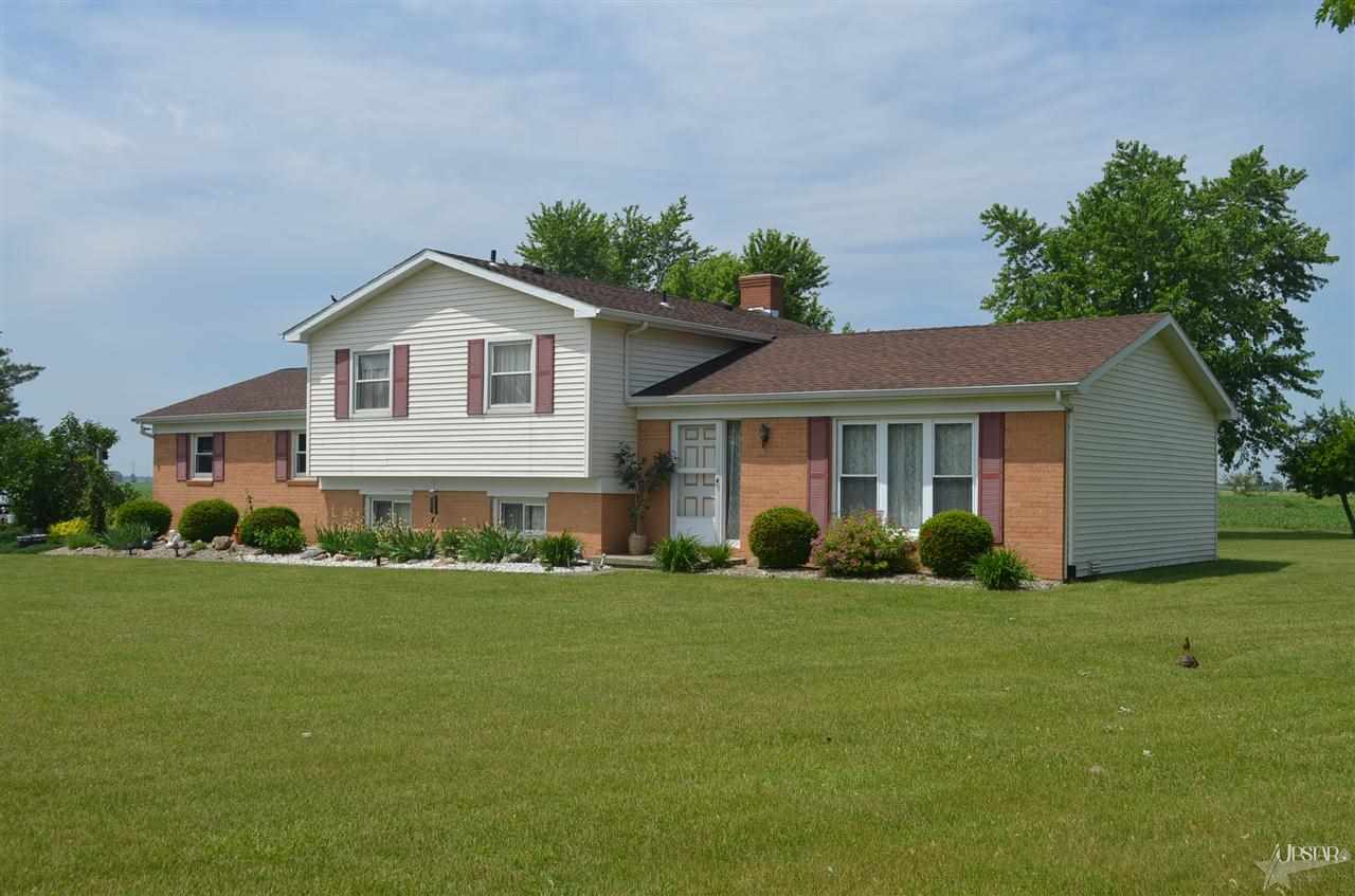 3911 North Roussey Road Woodburn, IN 46797 - Photo 4 of 14